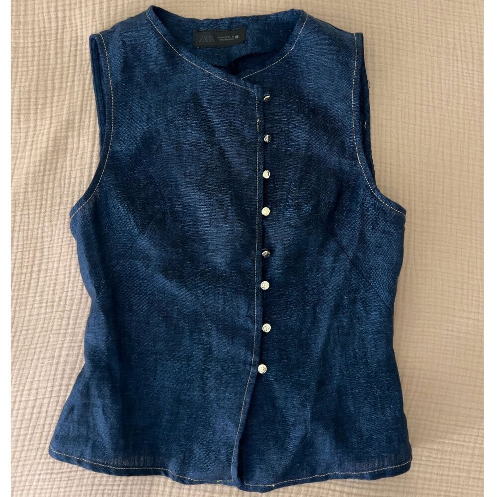 100% Linen Sleeveless Asymmetric Buttoned Top